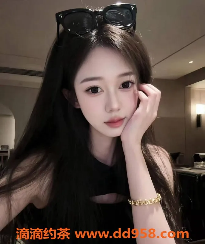 成都楼凤-武侯区嫩妹露娜，身材好态度佳，服务多样化