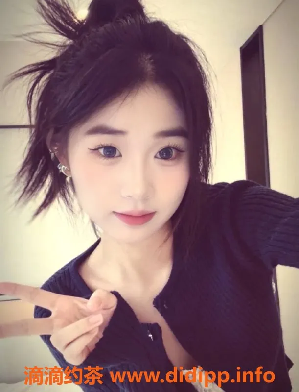 中山楼凤-东区20岁苏苏，身材火辣，服务优质