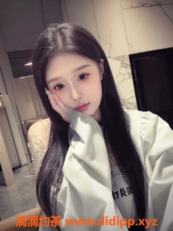 无锡楼凤-梁溪06少女，三级诱惑体验，皮肤雪白