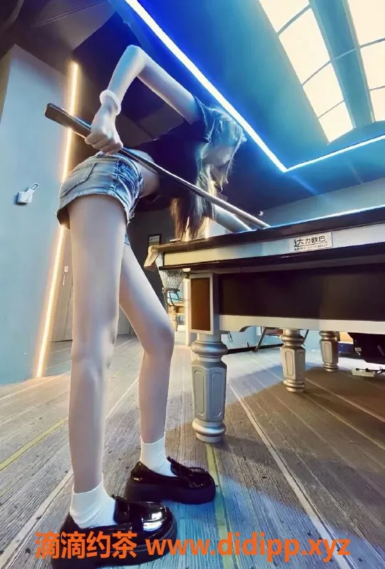 深圳楼凤-龙华小欣，超值1000p，精致服务等你来体验