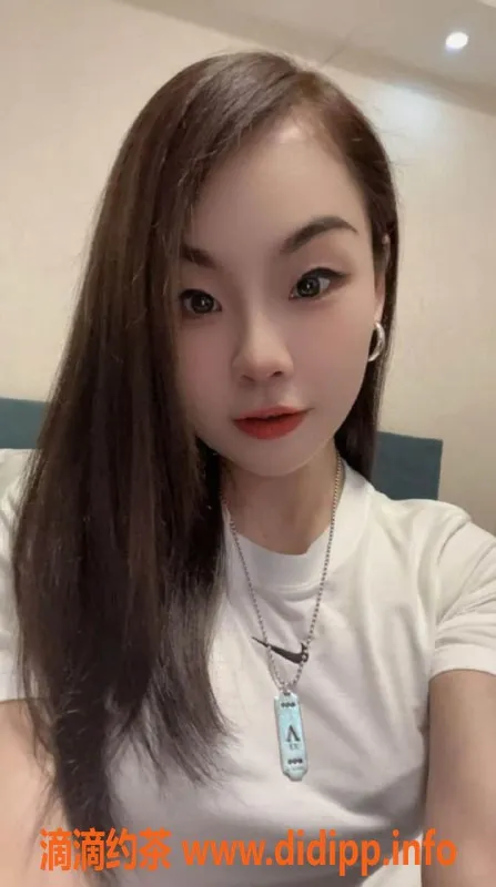 惠州楼凤-惠州贝贝 29岁155cm 45kg B+ 洗吹服务450元