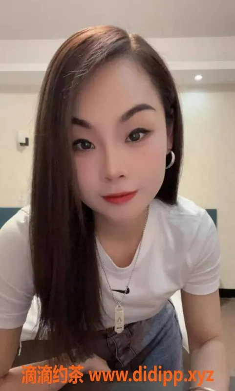 惠州楼凤-惠州贝贝 29岁155cm 45kg B+ 洗吹服务450元