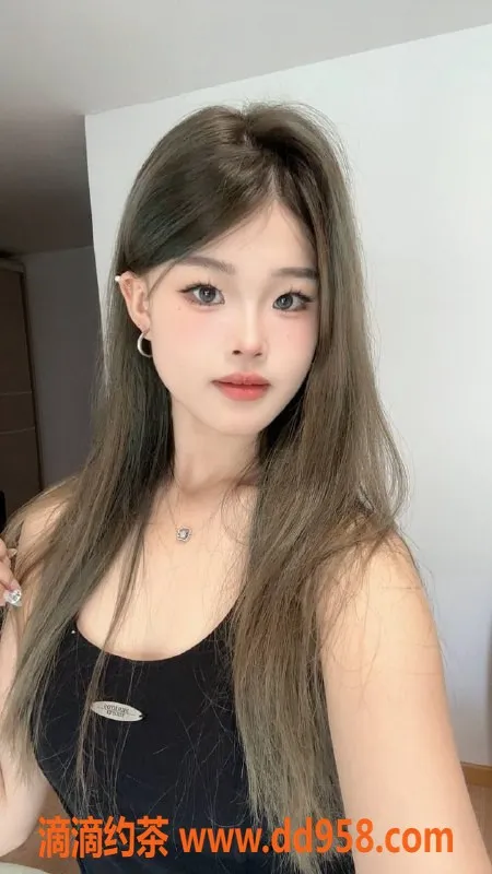 东莞楼凤资源信息,常平甜甜，700元初尝，1300元全包体验！