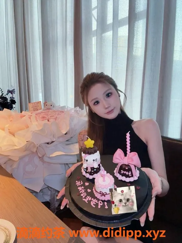 东莞楼凤-南城兔兔，700元双向服务，体验不容错过