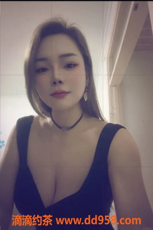 北京楼凤-亚运村小豆包，身高166，服务周到，茶费1K
