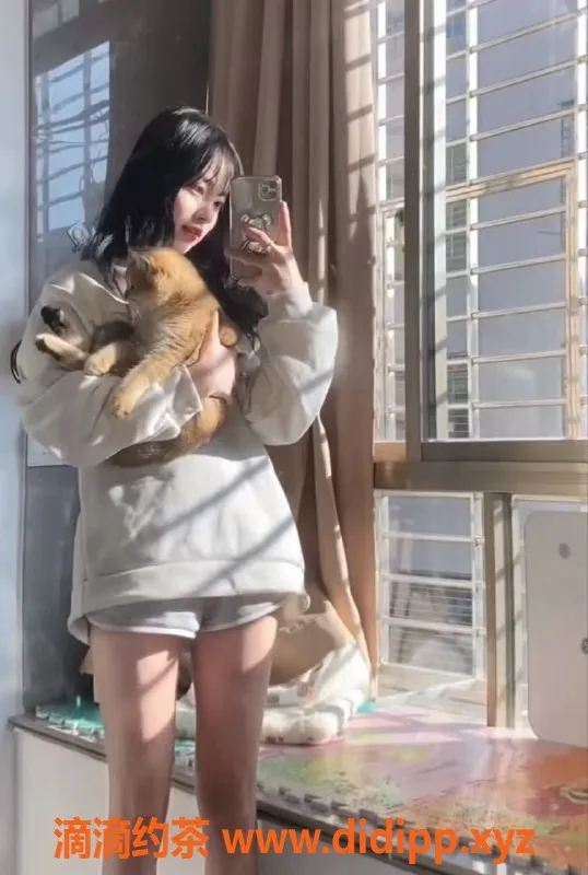 常州楼凤-武进桃桃，160cm嫩妹，服务多样，800起