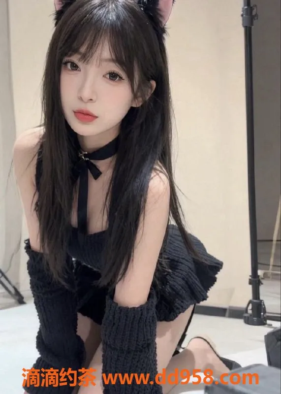 常州楼凤-武进小依：168高挑C罩杯陪浴服务，800元起