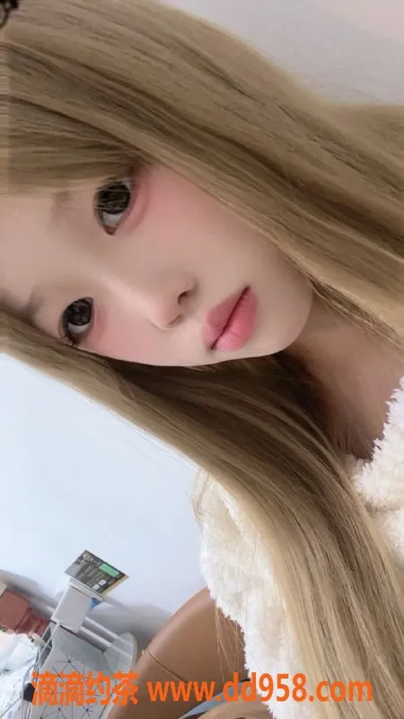 常州楼凤-武进万达嫩妹菲菲，160cm，80斤，价格800元起