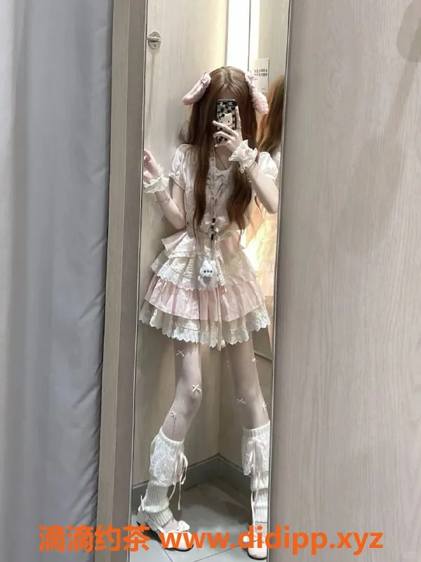 常州楼凤资源信息,武进万达嫩妹菲菲，160cm，80斤，价格800元起