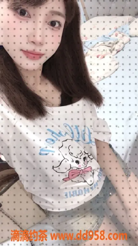 常州楼凤-武进柠檬，162身高，90体重，陪浴服务