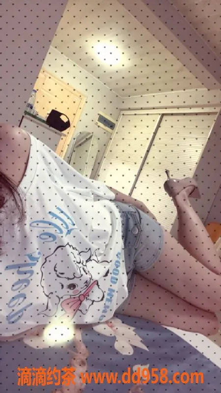 常州楼凤-武进柠檬，162身高，90体重，陪浴服务