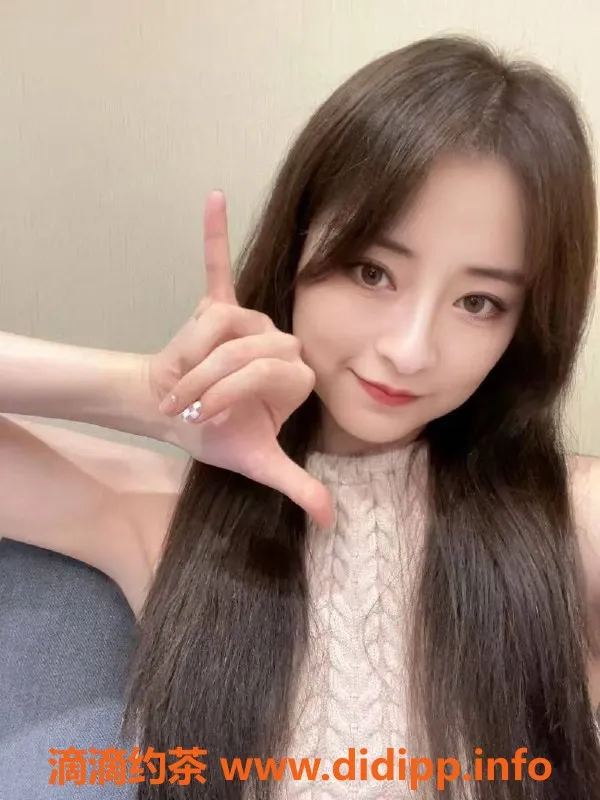 湛江楼凤-馨馨-年轻甜美，身高165cm，热情服务