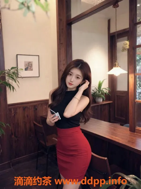 中山楼凤-西区柒柒，20岁B罩杯，700元起体验