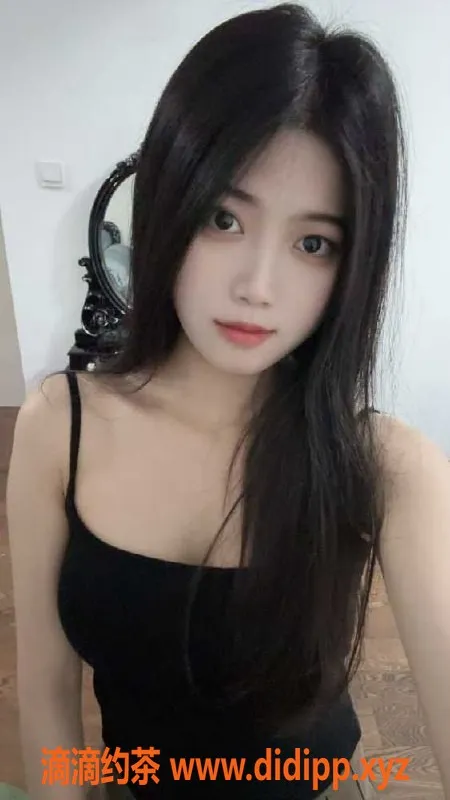 深圳楼凤-龙岗心心，22岁165cm粉嫩妹，水多