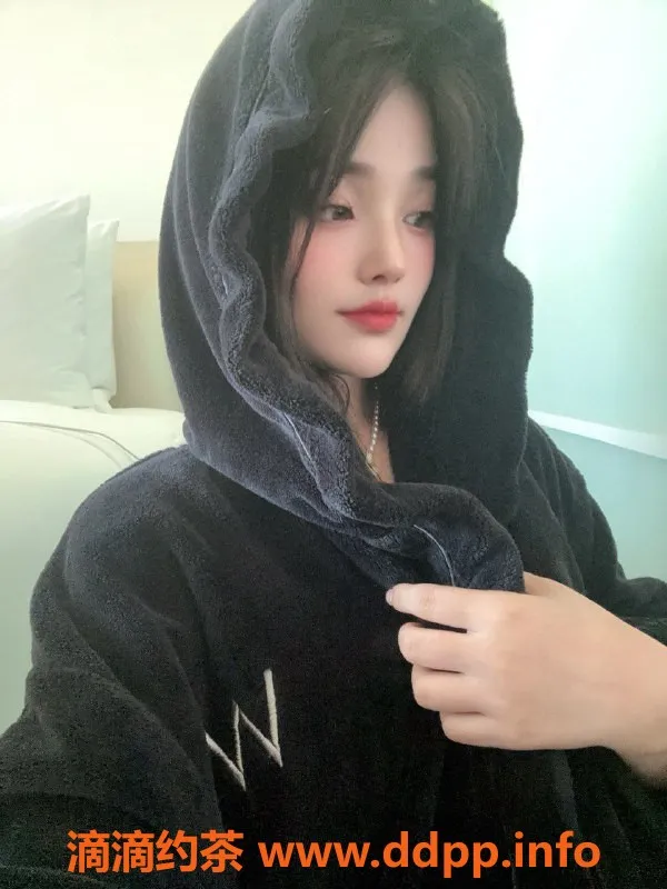 杭州楼凤-上城嫩妹台湾星星，巨乳舌吻爱情体验