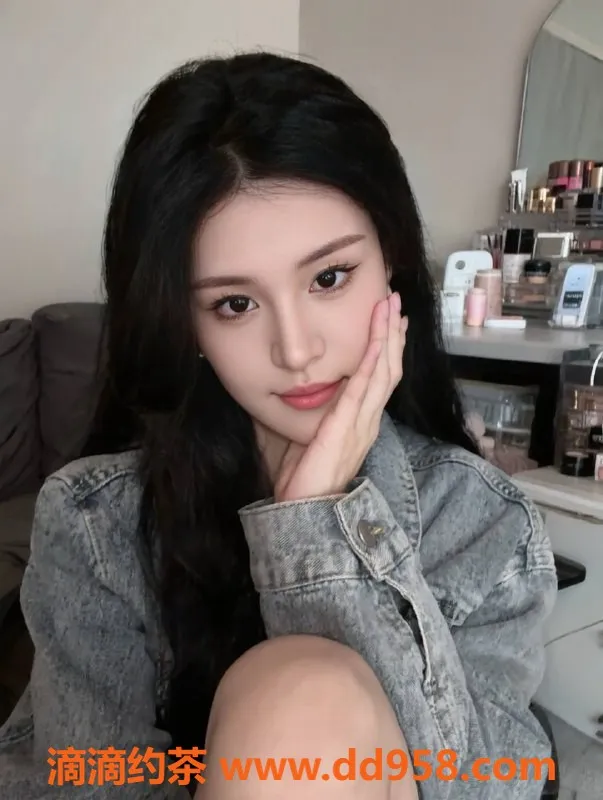 温州楼凤-温州铃铛，162cm白皙嫩妹，48kg集情绪价值于一身