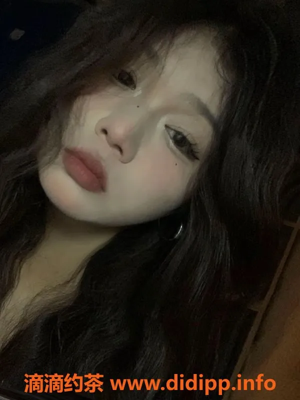 常州楼凤资源信息,武进学生妹，身高165，温柔陪浴服务