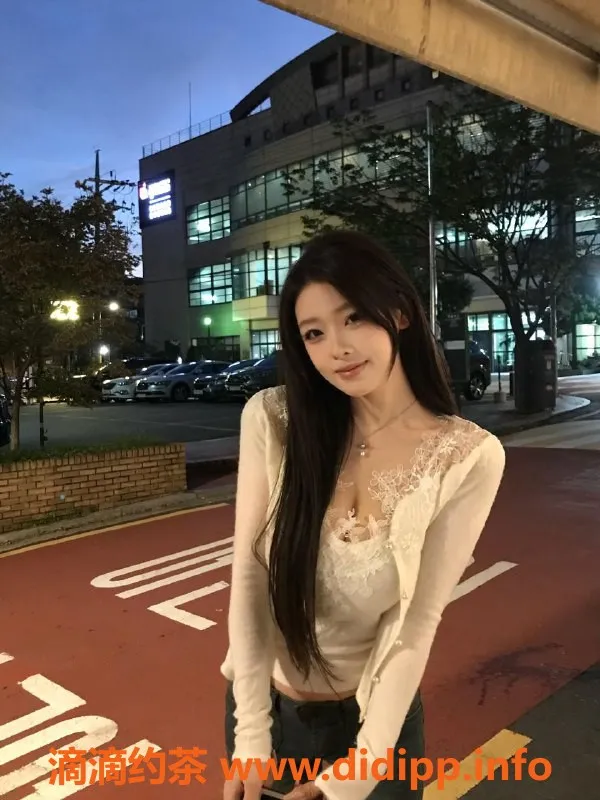 深圳楼凤资源信息,龙岗区23岁允儿，162cm，48kg，34C新体验