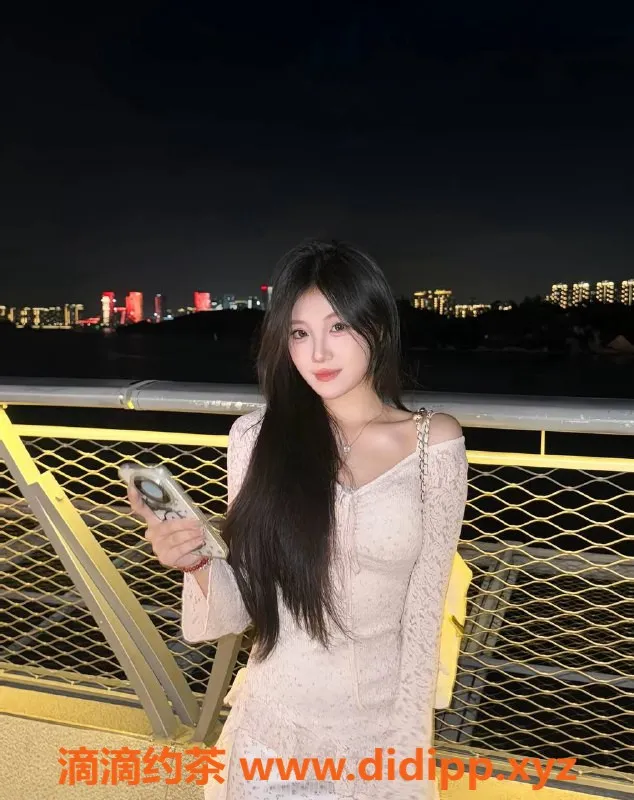 赣州楼凤-赣州小熊，165身高，98体重，青春气息十足