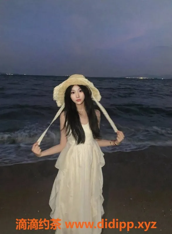 成都楼凤-武侯区御姐允恩，颜值与身材兼备