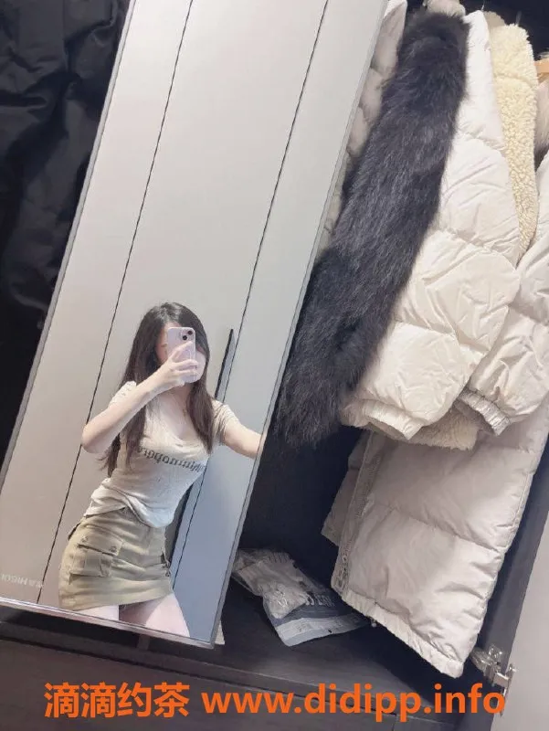 无锡楼凤-新吴区高颜值小曼曼，165cm诱惑陪浴