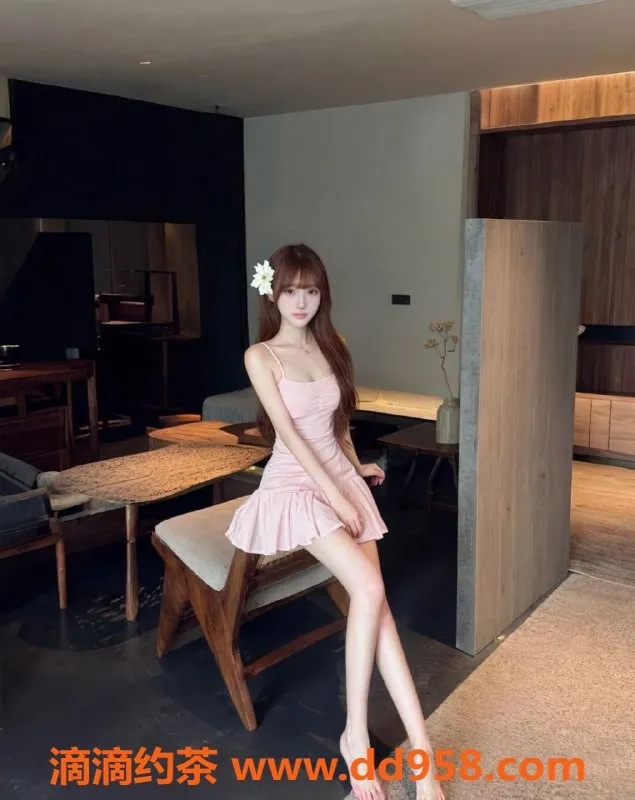 广州楼凤资源信息,荔湾涵璇，20岁新人，身高169，外出服务可预约