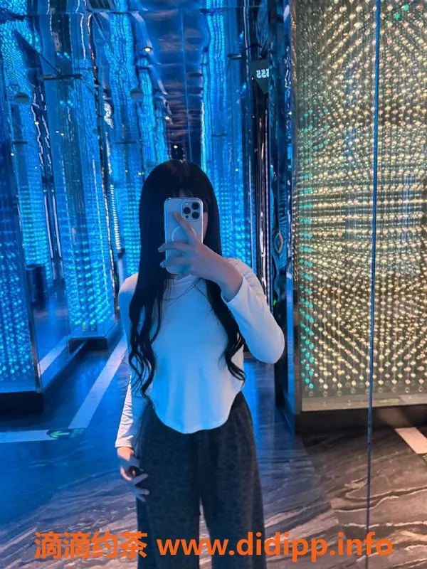 沈阳楼凤-和平区嫩妹贺贺，800元起，娇小可人儿