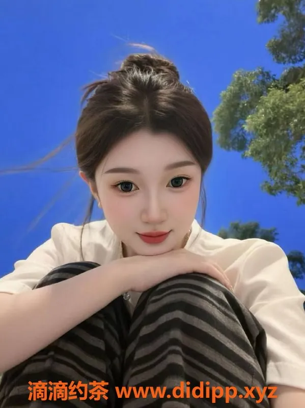 中山楼凤-东区彤彤，19岁，36C，700元/小时