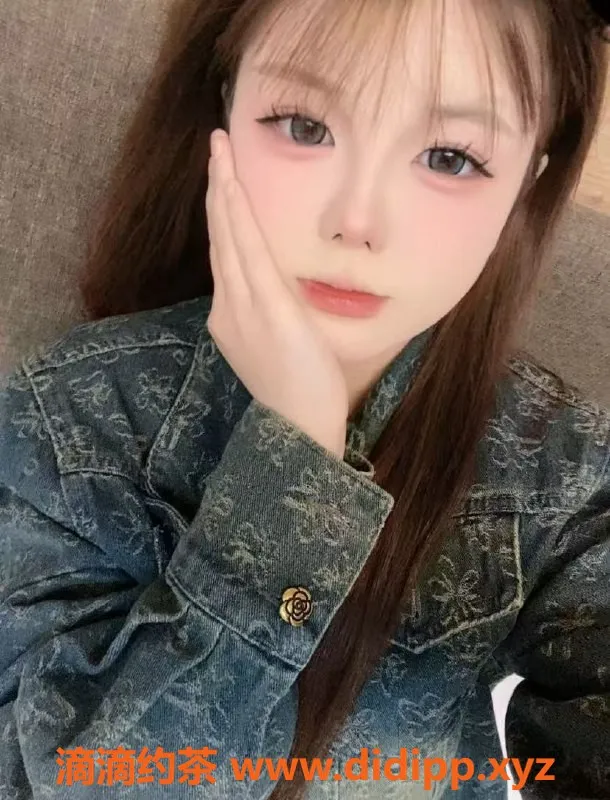 无锡楼凤-锡山区小萝卜，160cm高颜值陪浴服务