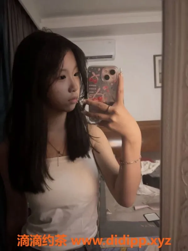 无锡楼凤资源信息,锡山区小妍妍，清纯学生妹，高颜值陪浴服务