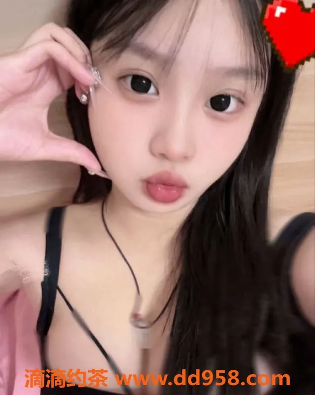 常州楼凤-武进万达G杯奶凶，166cm110斤的嫩妹等你来约！