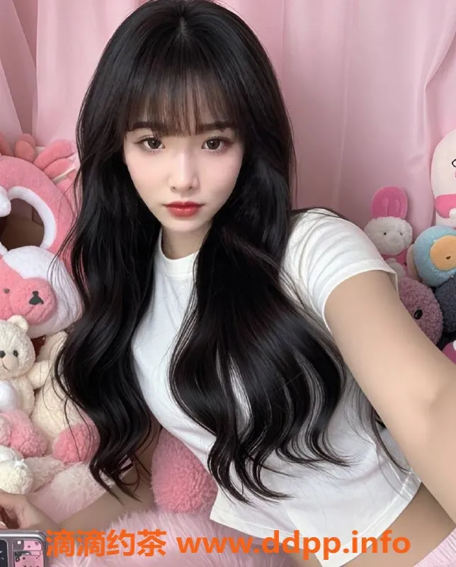 中山楼凤-石岐苏苏，20岁A罩杯，600元起服务体验