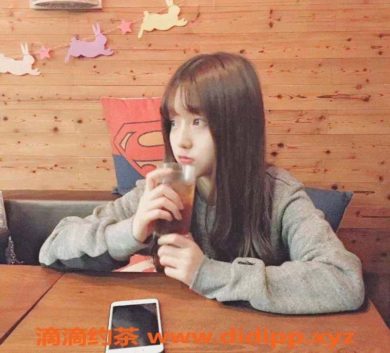 北京楼凤-马甸桥超高颜值萝莉内衣卖家子望，元气少女