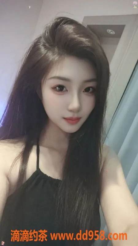 无锡楼凤-惠山万达顶级嫩模，173大长腿火辣服务