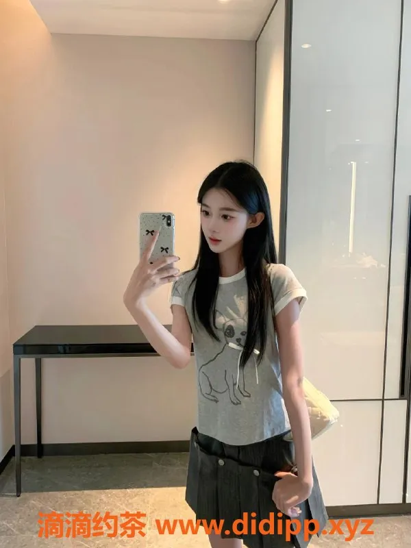 无锡楼凤资源信息,惠山万达顶级嫩模，173大长腿火辣服务