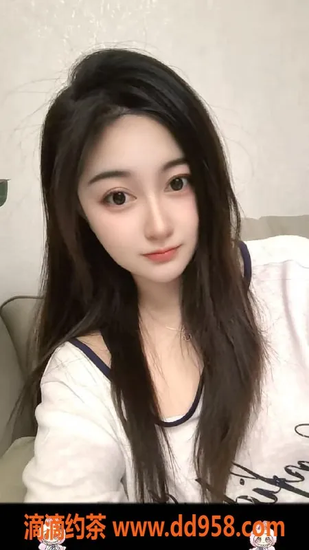 潍坊楼凤-奎文区乐怡，20岁美女，160高，98斤，800元体验