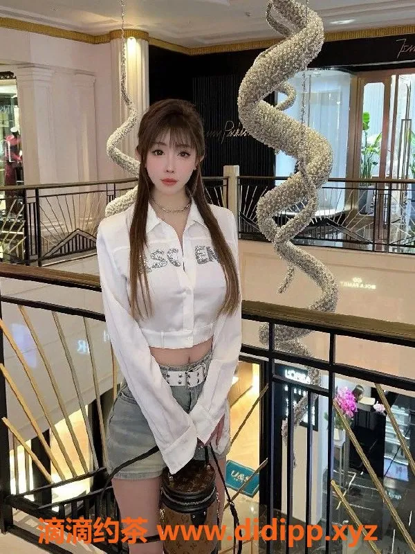 无锡外围-惠山天一公馆03顶级大圈 性感E罩杯诱惑