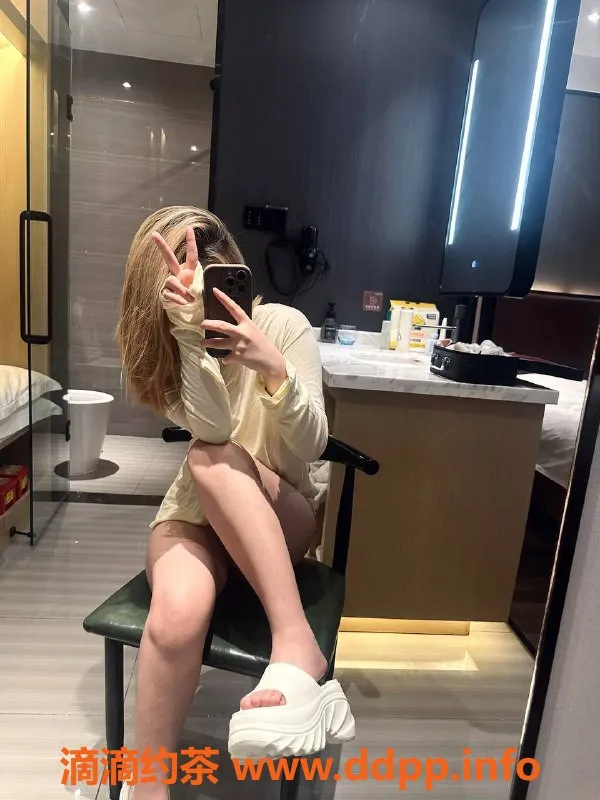 沈阳楼凤-铁西区小悦，娇小可人，700元起服务