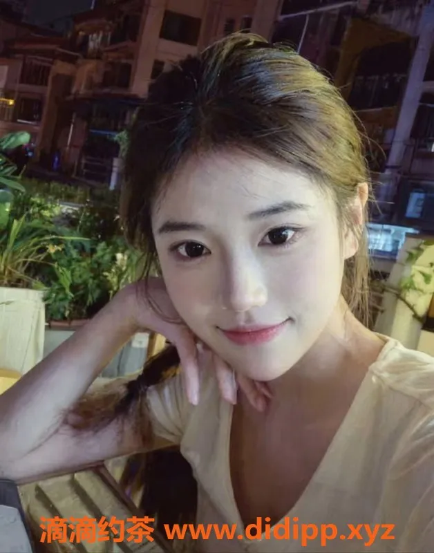 成都楼凤-武侯区小雨，6P态度车，嫩妹代聊体验