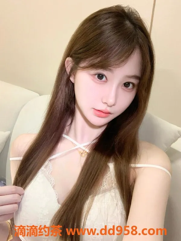 乌鲁木齐楼凤-170cm D杯气质女友，温柔开朗，性价比高