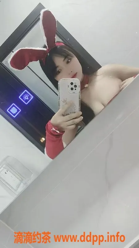 广州楼凤-20岁馨馨巨乳小姐 广州白云区梅花园