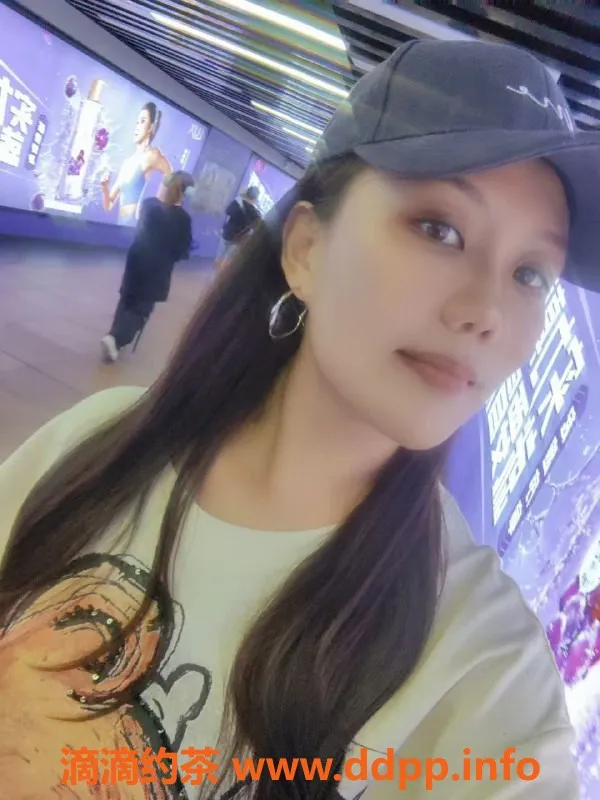 广州楼凤-番禺仙女初心，24岁，身高165，舒适体验