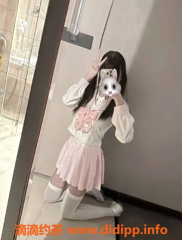 南通楼凤-南通桃桃，160cm，90斤，07后C罩杯服务