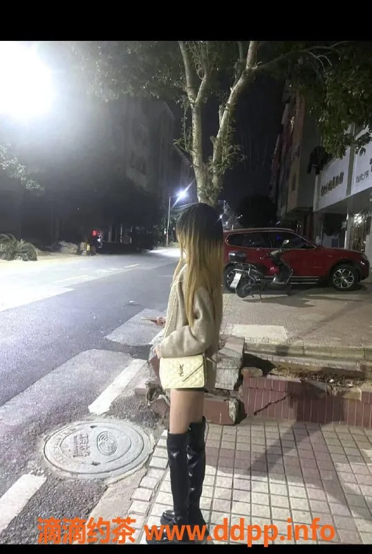 东莞楼凤-南城泡芙：刚下海嫩妹，服务超赞！