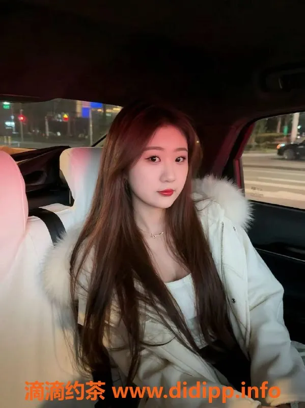 南昌楼凤-红谷滩小猫，21岁160cm诱惑尽显