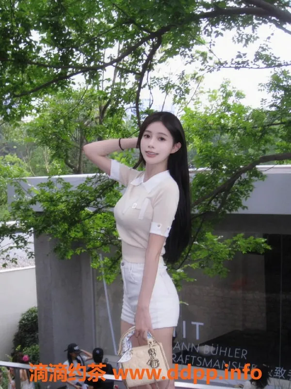 乌鲁木齐楼凤-172身高，清纯可爱，少女香气扑鼻的女友风格