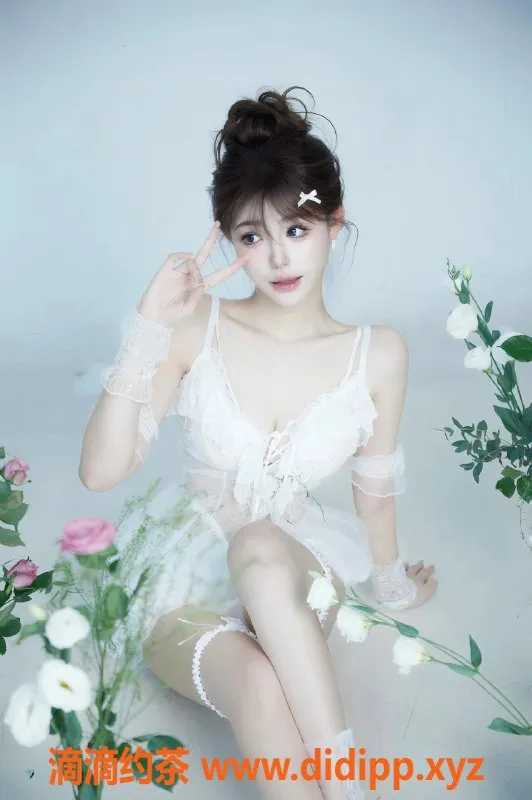 乌鲁木齐楼凤-温柔漂亮168cm💖，身材诱人90斤，胸围C，服务超赞！