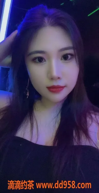 昆明楼凤-曲靖晨晨，私密按摩与激情体验！