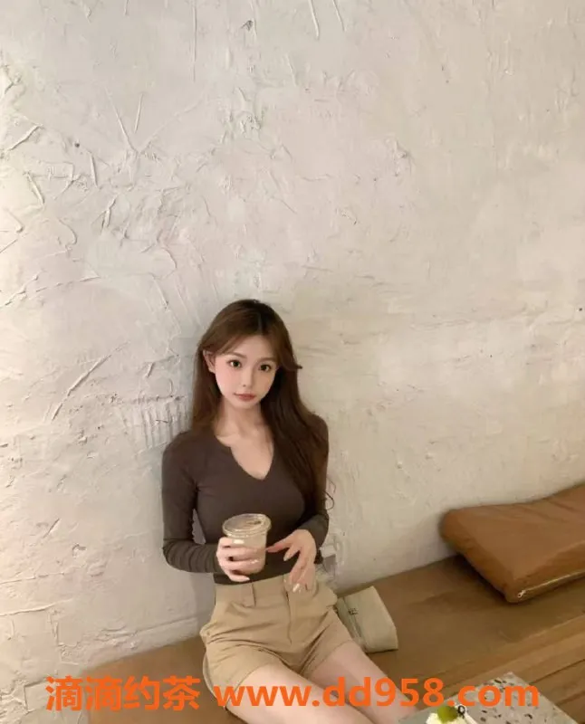 温州楼凤-温州嫩妹，162cm 45kg 纯欲风范