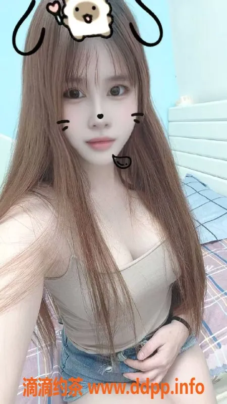 中山楼凤-港口清新女孩，洗吹做400，300快餐服务